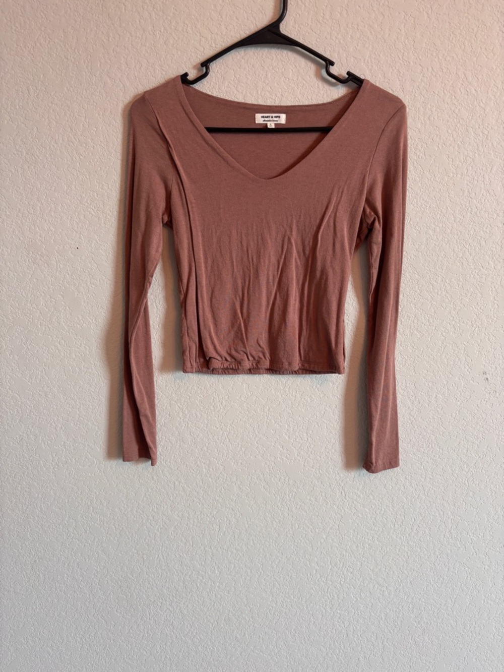 Heart & Hips Taupe V-Neck Long Sleeve Top